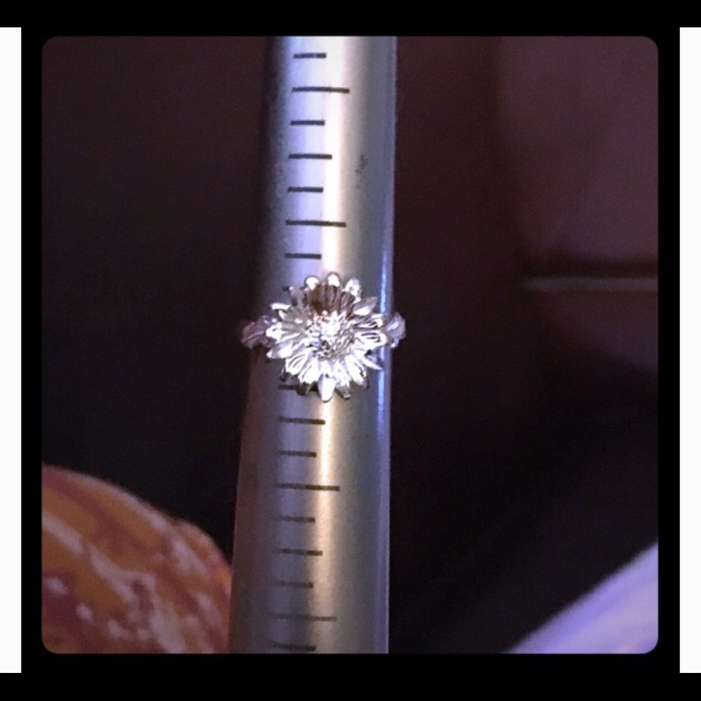 Sterling silver Sunflower ring size 7